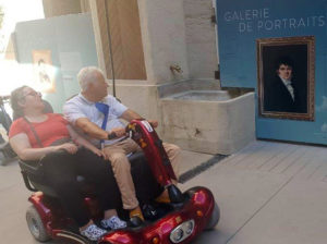 Promenade en scooters électriques dans l'Hôtel Dieu